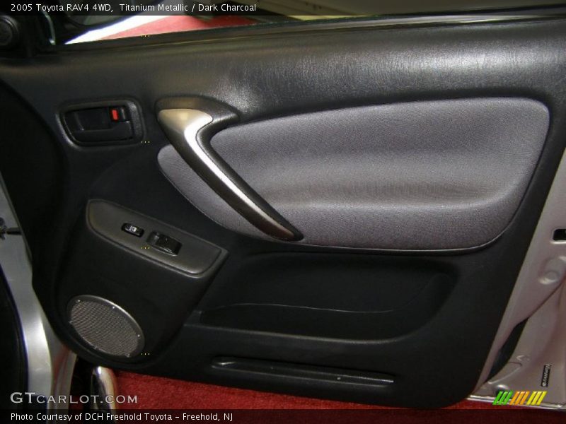 Titanium Metallic / Dark Charcoal 2005 Toyota RAV4 4WD