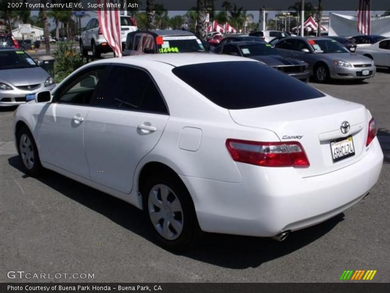 Super White / Ash 2007 Toyota Camry LE V6