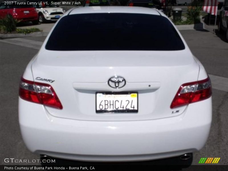 Super White / Ash 2007 Toyota Camry LE V6