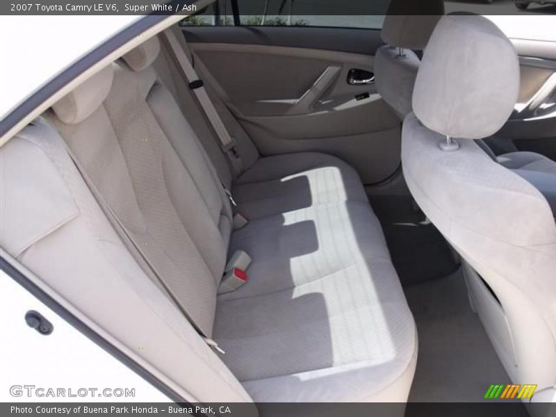 Super White / Ash 2007 Toyota Camry LE V6