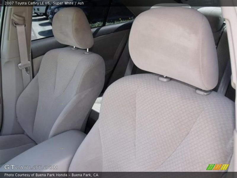 Super White / Ash 2007 Toyota Camry LE V6