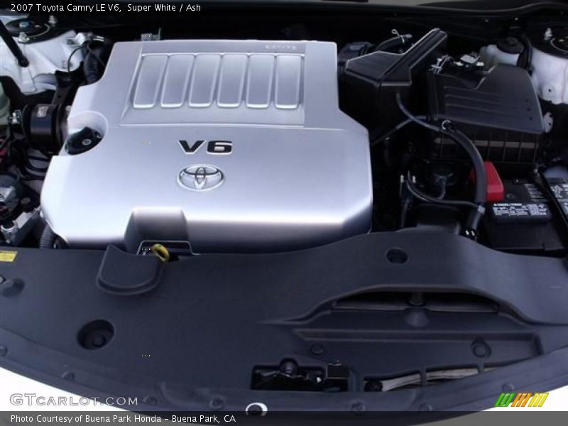 Super White / Ash 2007 Toyota Camry LE V6