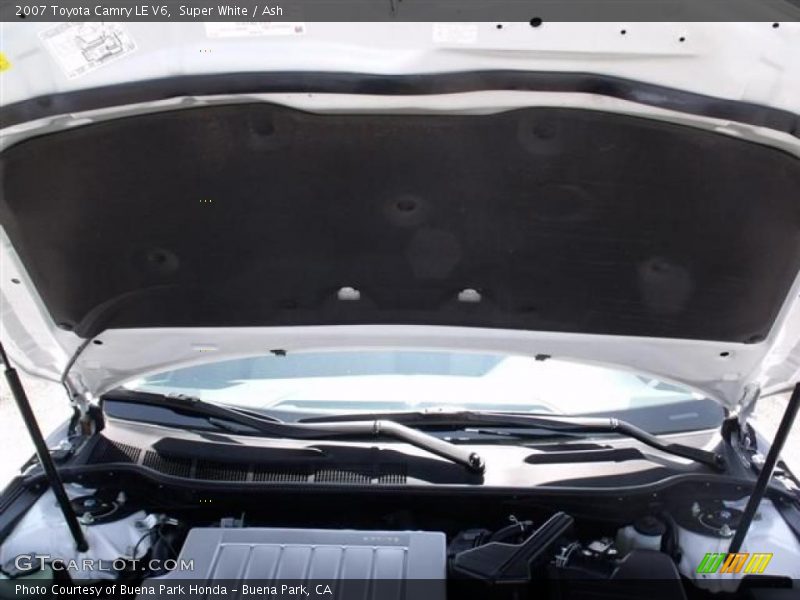 Super White / Ash 2007 Toyota Camry LE V6