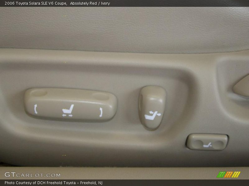 Absolutely Red / Ivory 2006 Toyota Solara SLE V6 Coupe