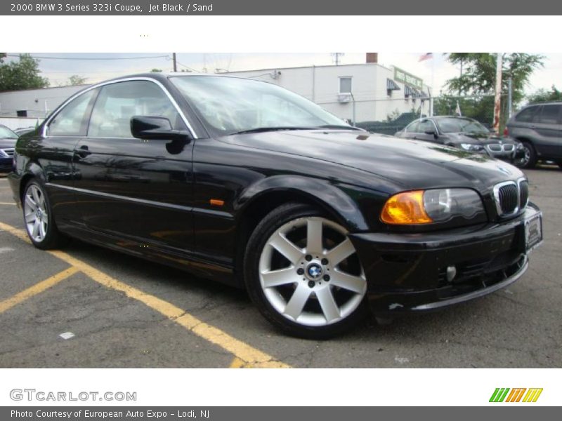 Jet Black / Sand 2000 BMW 3 Series 323i Coupe