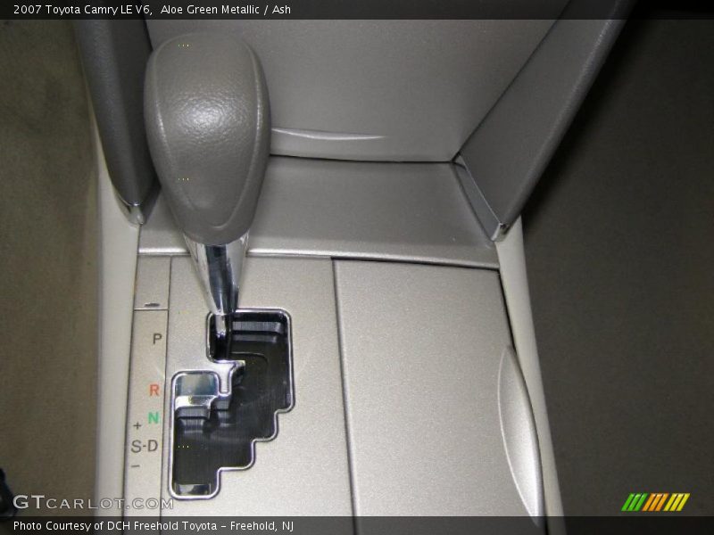Aloe Green Metallic / Ash 2007 Toyota Camry LE V6