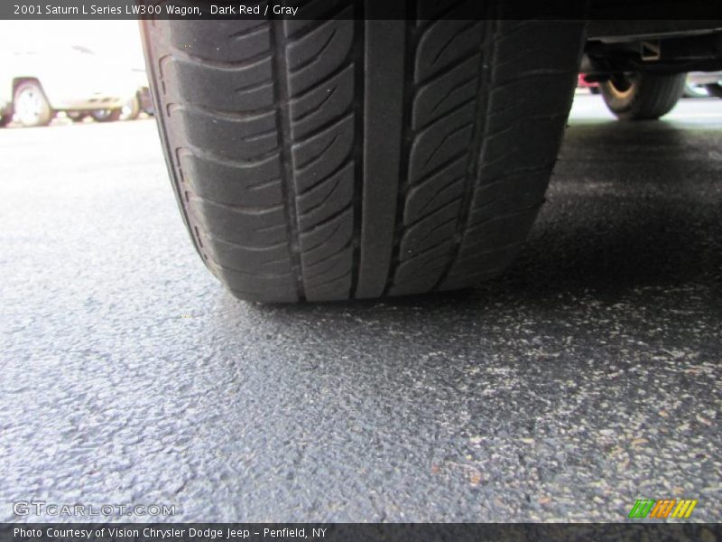 Dark Red / Gray 2001 Saturn L Series LW300 Wagon