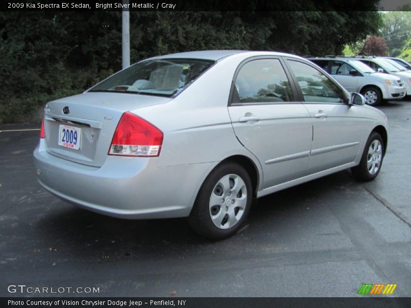 Bright Silver Metallic / Gray 2009 Kia Spectra EX Sedan