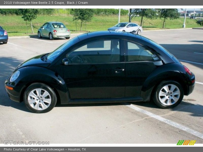 Black / Cream 2010 Volkswagen New Beetle 2.5 Coupe