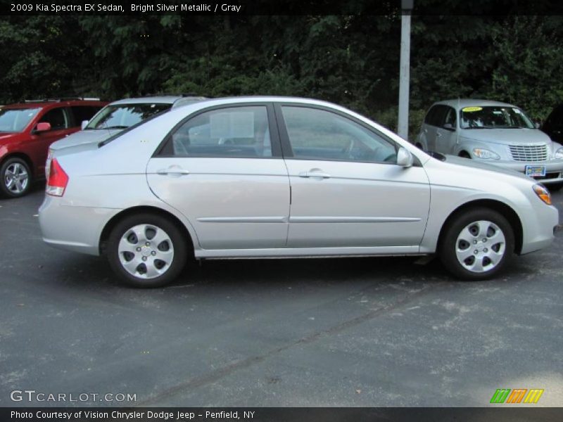 Bright Silver Metallic / Gray 2009 Kia Spectra EX Sedan