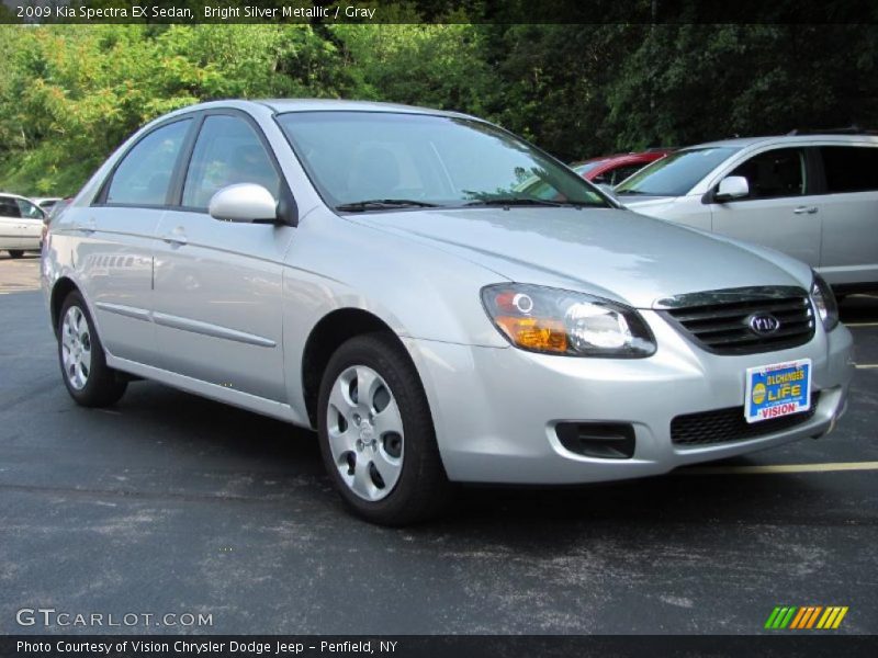 Bright Silver Metallic / Gray 2009 Kia Spectra EX Sedan