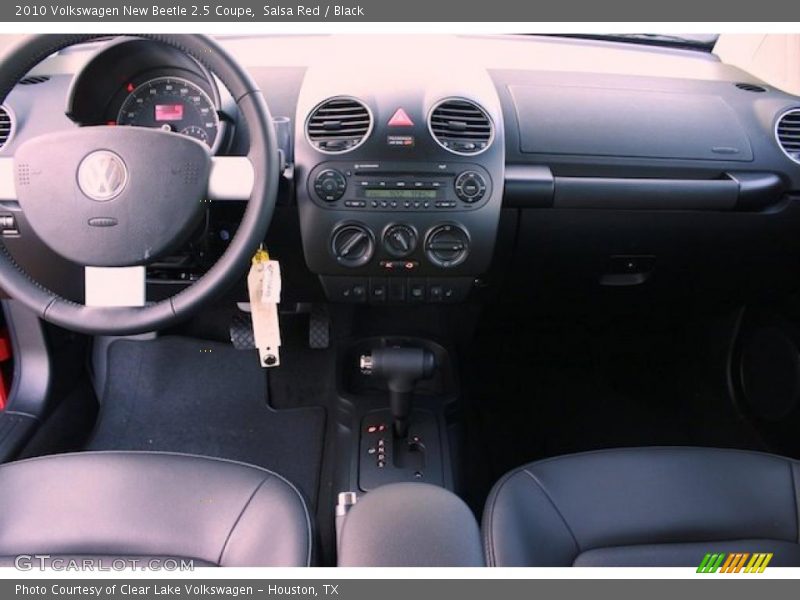 Salsa Red / Black 2010 Volkswagen New Beetle 2.5 Coupe