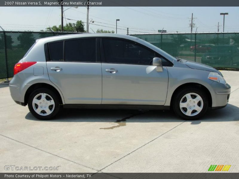 Magnetic Grey Metallic / Charcoal 2007 Nissan Versa S
