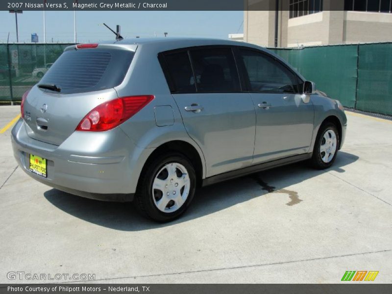 Magnetic Grey Metallic / Charcoal 2007 Nissan Versa S