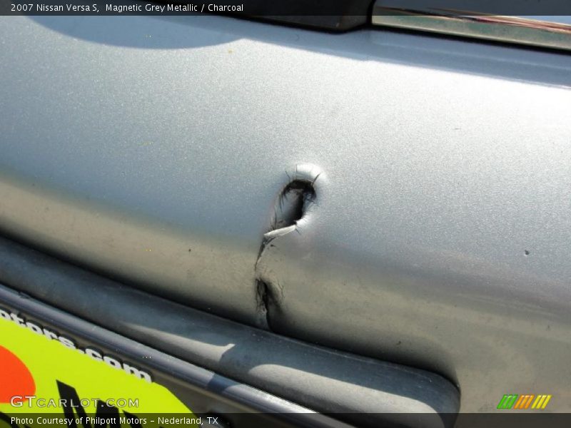 Magnetic Grey Metallic / Charcoal 2007 Nissan Versa S