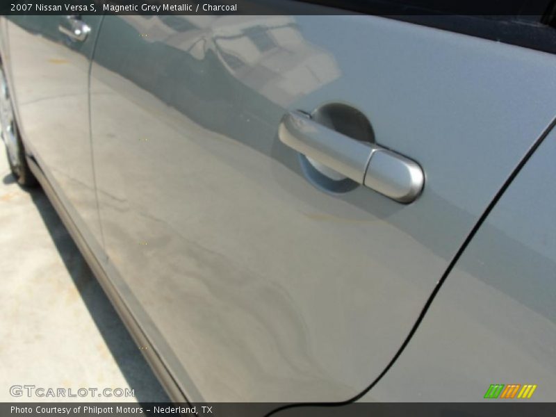 Magnetic Grey Metallic / Charcoal 2007 Nissan Versa S