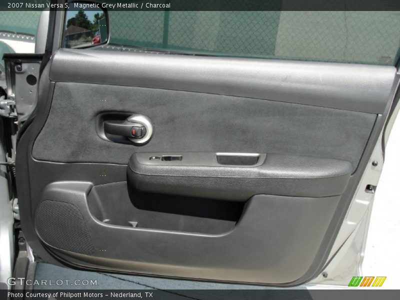 Magnetic Grey Metallic / Charcoal 2007 Nissan Versa S