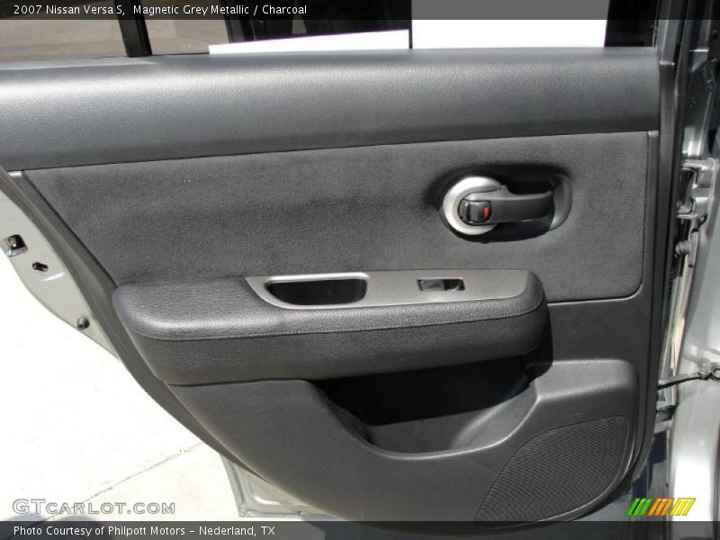 Magnetic Grey Metallic / Charcoal 2007 Nissan Versa S