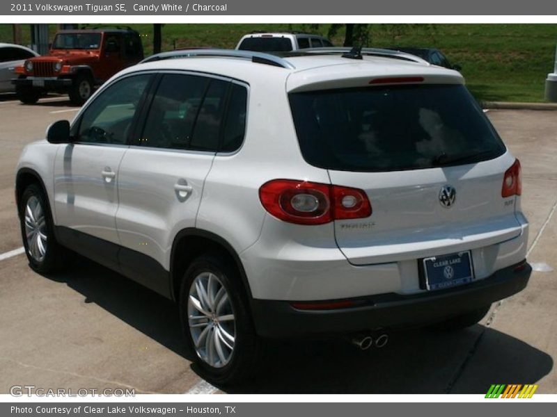 Candy White / Charcoal 2011 Volkswagen Tiguan SE