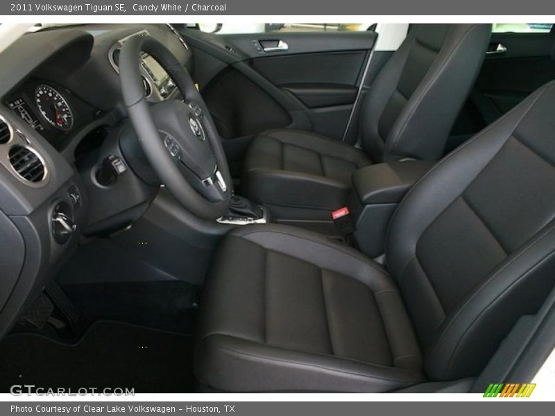 Candy White / Charcoal 2011 Volkswagen Tiguan SE