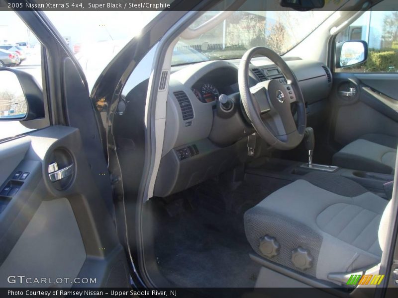 Super Black / Steel/Graphite 2005 Nissan Xterra S 4x4