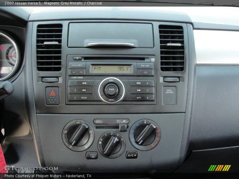 Magnetic Grey Metallic / Charcoal 2007 Nissan Versa S