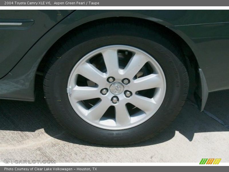 Aspen Green Pearl / Taupe 2004 Toyota Camry XLE V6