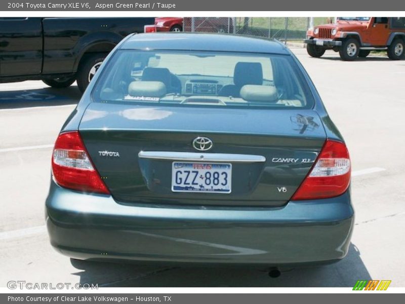 Aspen Green Pearl / Taupe 2004 Toyota Camry XLE V6
