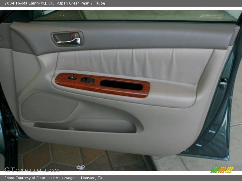 Aspen Green Pearl / Taupe 2004 Toyota Camry XLE V6