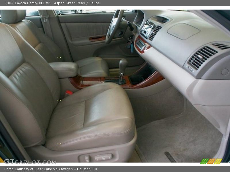 Aspen Green Pearl / Taupe 2004 Toyota Camry XLE V6