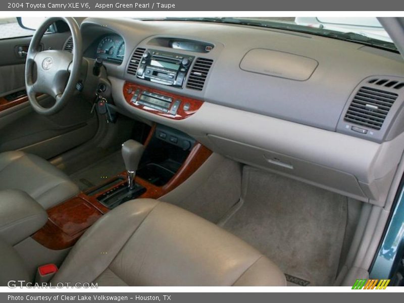 Aspen Green Pearl / Taupe 2004 Toyota Camry XLE V6