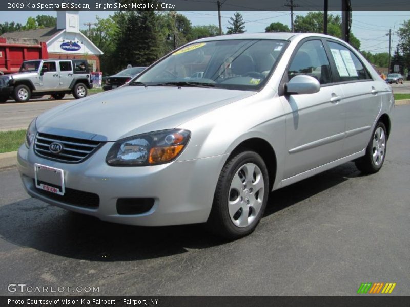 Bright Silver Metallic / Gray 2009 Kia Spectra EX Sedan