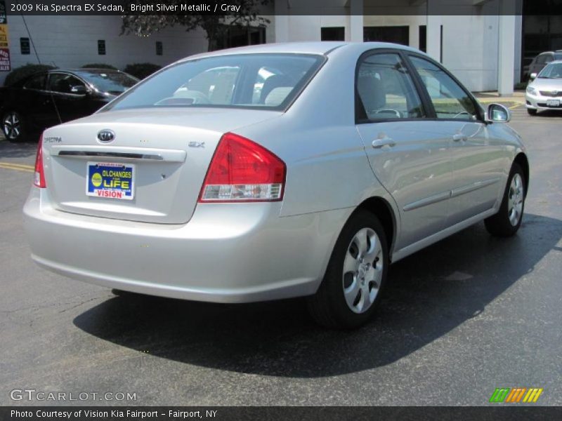 Bright Silver Metallic / Gray 2009 Kia Spectra EX Sedan