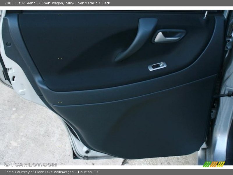 Silky Silver Metallic / Black 2005 Suzuki Aerio SX Sport Wagon