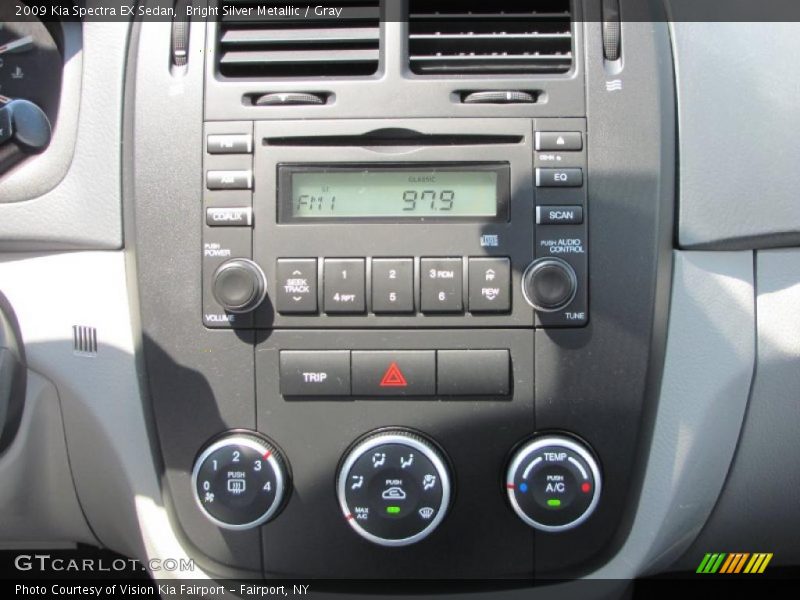 Bright Silver Metallic / Gray 2009 Kia Spectra EX Sedan