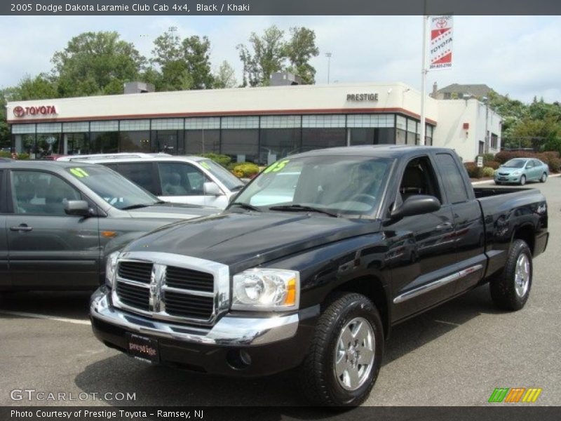 Black / Khaki 2005 Dodge Dakota Laramie Club Cab 4x4