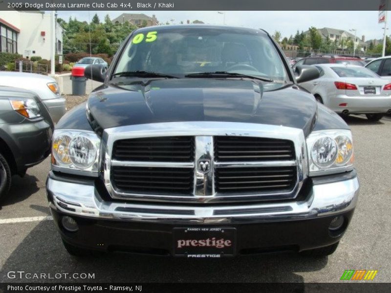 Black / Khaki 2005 Dodge Dakota Laramie Club Cab 4x4