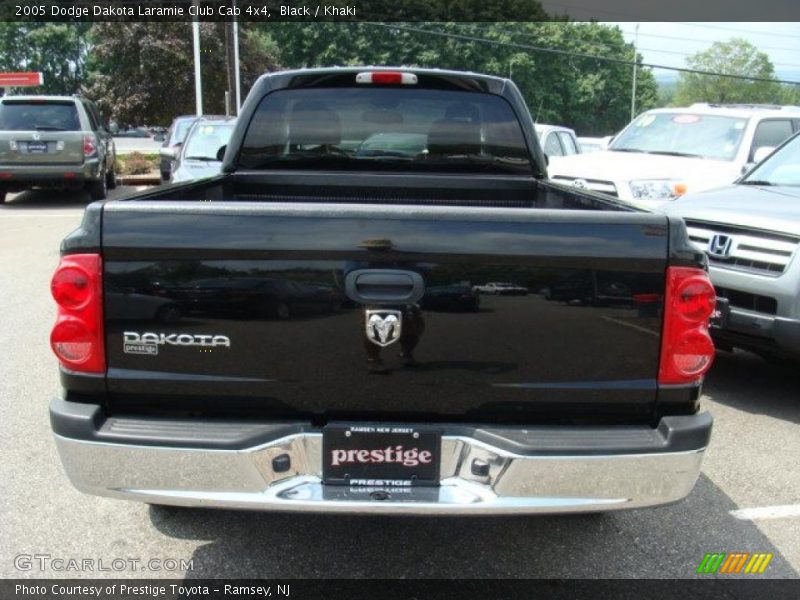 Black / Khaki 2005 Dodge Dakota Laramie Club Cab 4x4