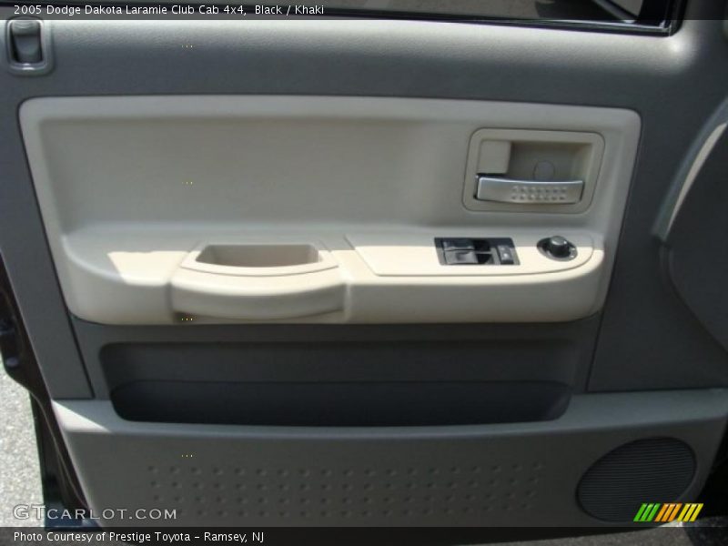 Black / Khaki 2005 Dodge Dakota Laramie Club Cab 4x4