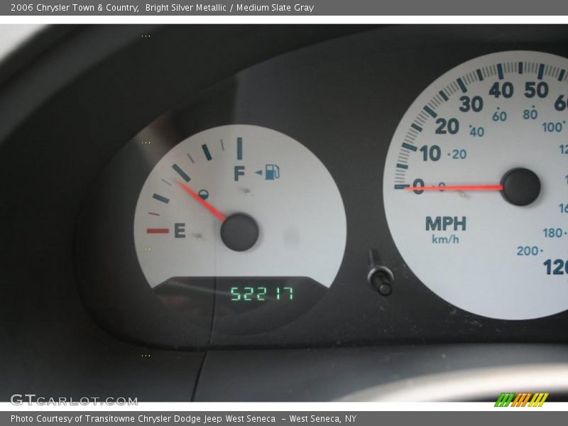 Bright Silver Metallic / Medium Slate Gray 2006 Chrysler Town & Country