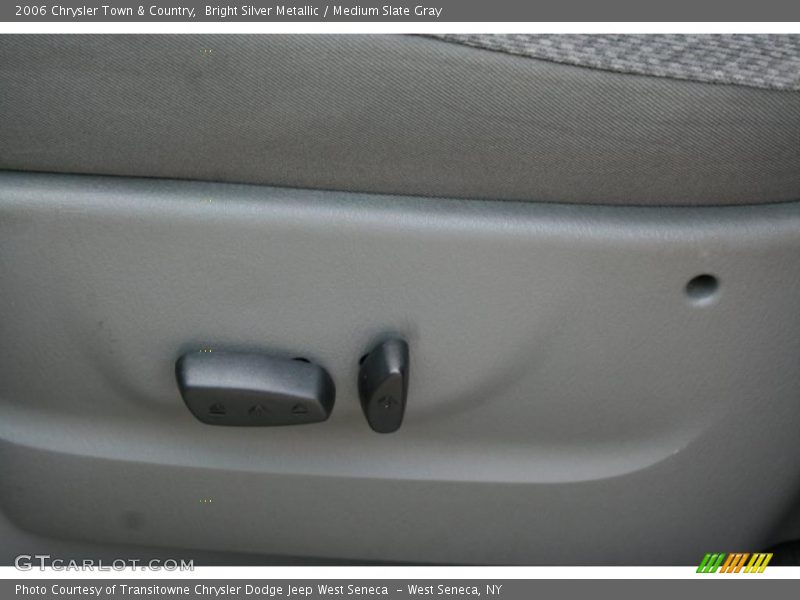 Bright Silver Metallic / Medium Slate Gray 2006 Chrysler Town & Country
