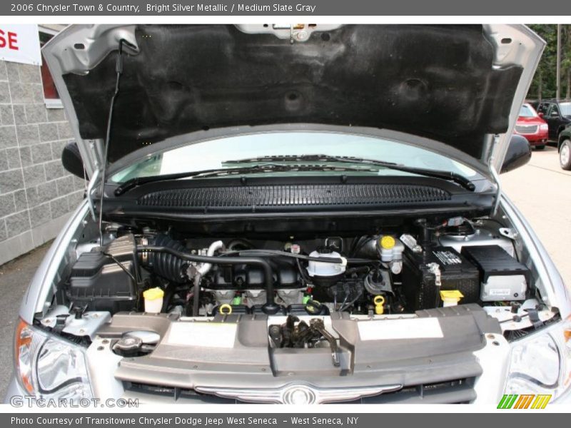 Bright Silver Metallic / Medium Slate Gray 2006 Chrysler Town & Country