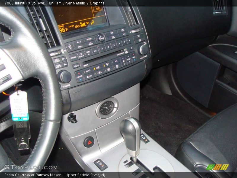 Brilliant Silver Metallic / Graphite 2005 Infiniti FX 35 AWD