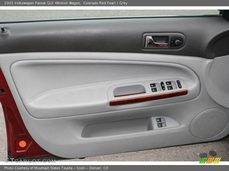 Colorado Red Pearl / Grey 2003 Volkswagen Passat GLX 4Motion Wagon