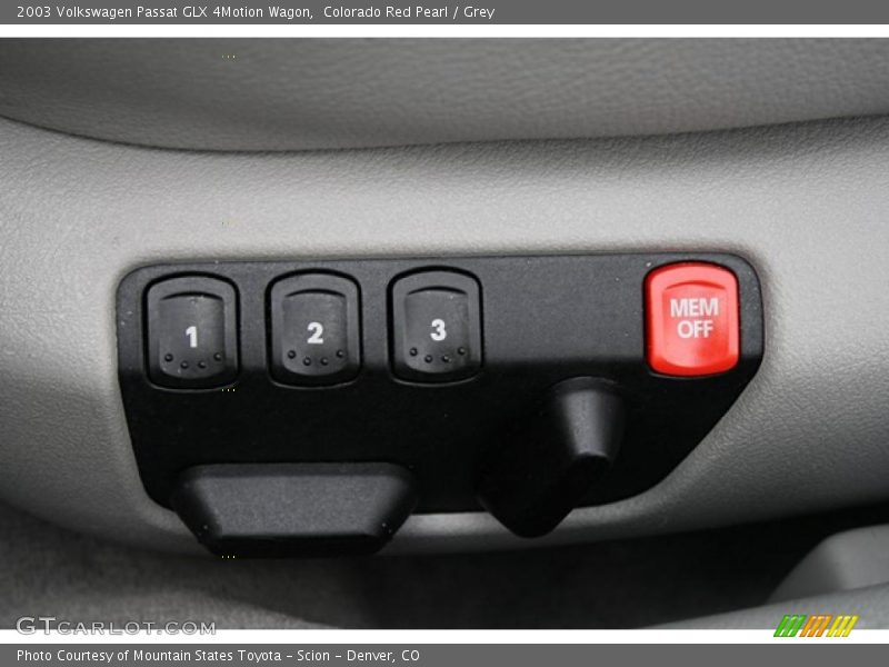 Colorado Red Pearl / Grey 2003 Volkswagen Passat GLX 4Motion Wagon