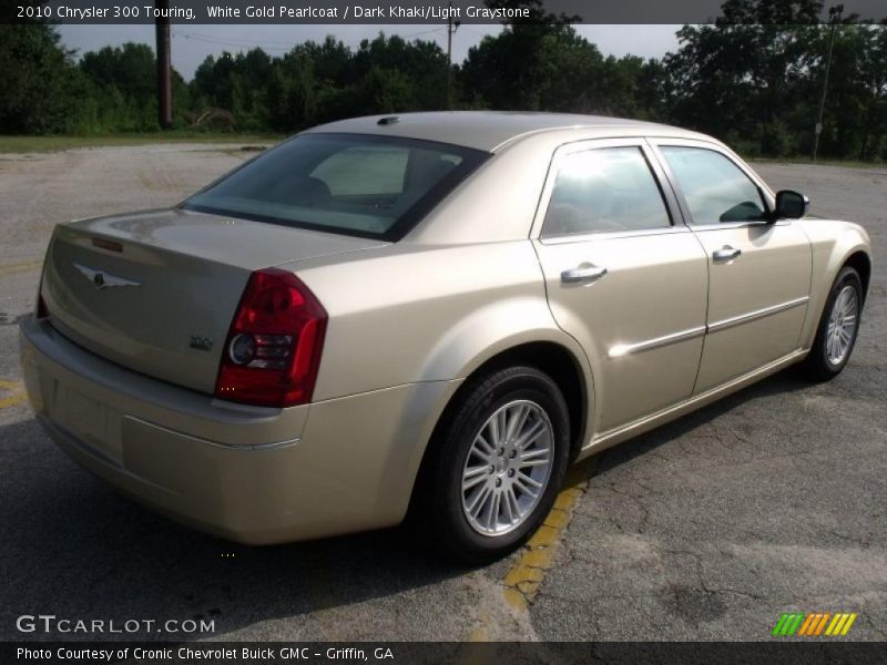 White Gold Pearlcoat / Dark Khaki/Light Graystone 2010 Chrysler 300 Touring