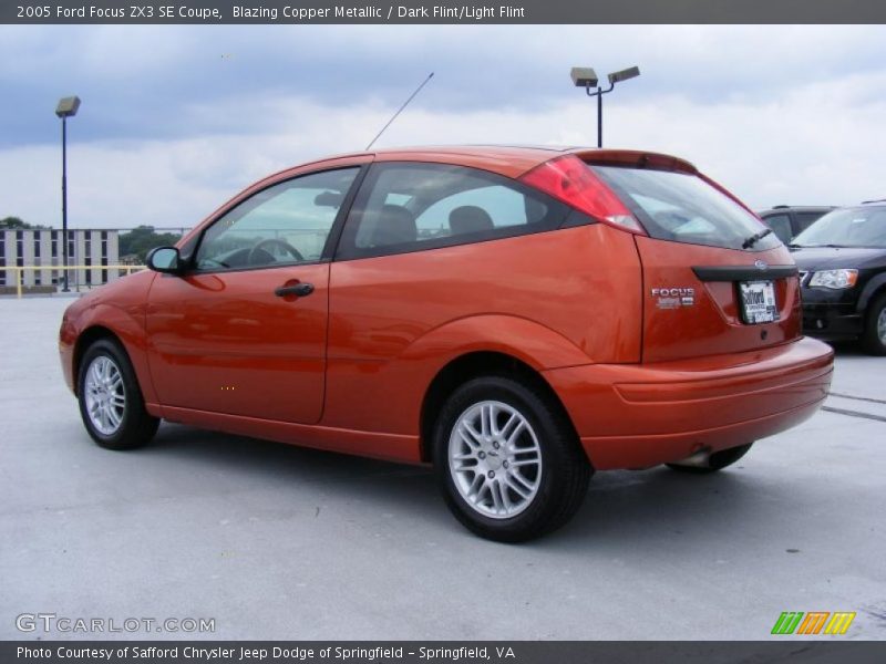 Blazing Copper Metallic / Dark Flint/Light Flint 2005 Ford Focus ZX3 SE Coupe