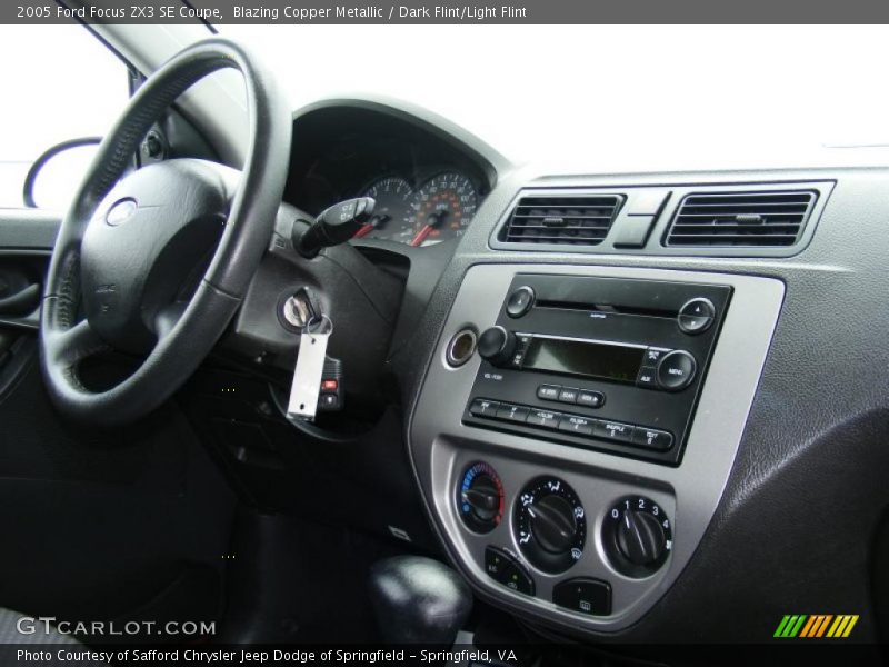 Blazing Copper Metallic / Dark Flint/Light Flint 2005 Ford Focus ZX3 SE Coupe