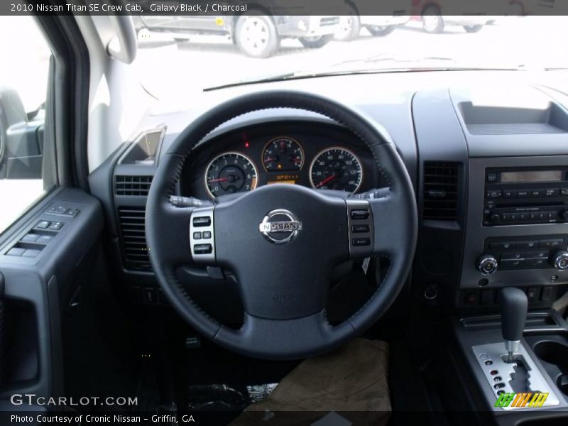 Galaxy Black / Charcoal 2010 Nissan Titan SE Crew Cab
