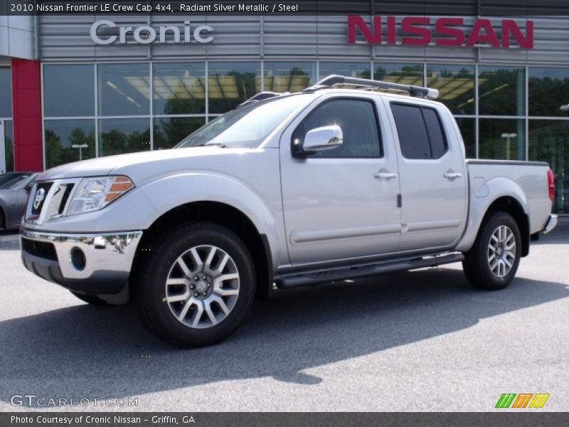 Radiant Silver Metallic / Steel 2010 Nissan Frontier LE Crew Cab 4x4